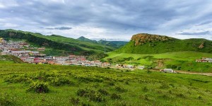 阿西里西大草原在哪里（阿西里西大草原地址交通攻略旅游）