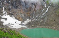 2024雨崩冰湖旅游攻略 – 景点门票信息（雨崩景区-冰湖海拔门票旅游攻略）